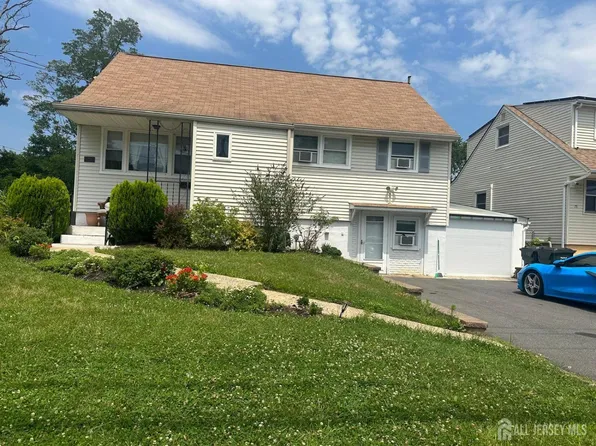 73 Isabelle St, Metuchen, NJ 08840