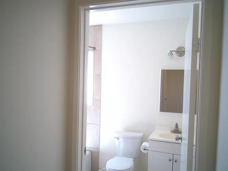 843 Garfield Ave — Photo 12