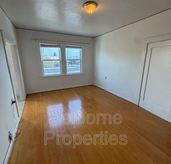 5508 San Pablo Ave #9 — Photo 5