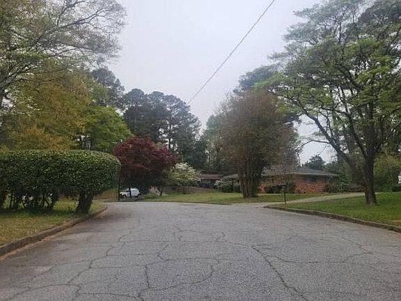 5th image of 1882 Telfair Ln SW