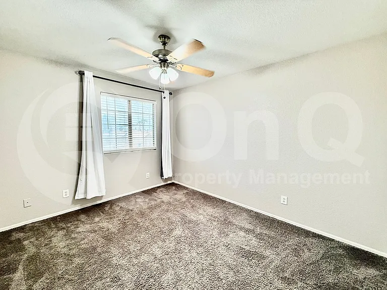 710 N Exeter St — Photo 12