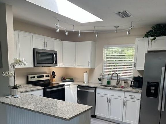 2nd image of 4717 Cronin Dr