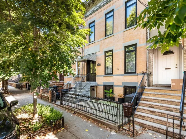 5932 Grove Street, Ridgewood, NY 11385
