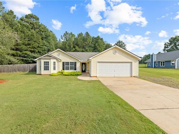 15 Savoy Park Dr, Covington, GA 30014