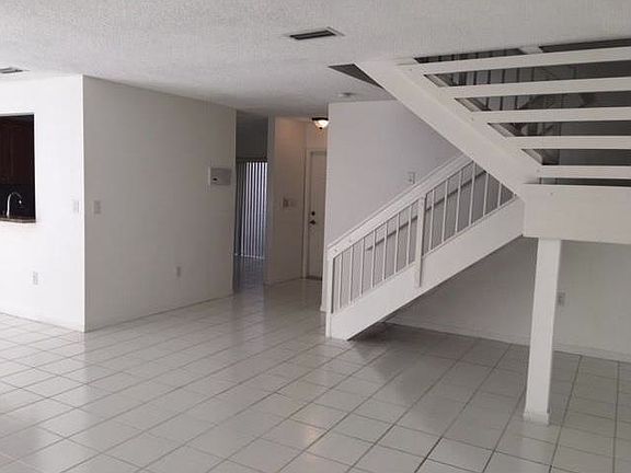 2nd image of 5272 NW 103rd Ave