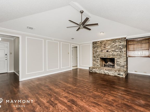 3rd image of 731 Katherine Ct