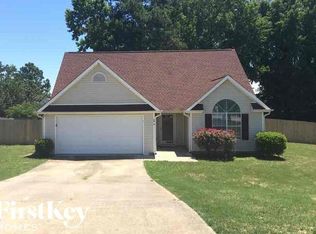 1834 Live Oak Ln, Hampton, GA