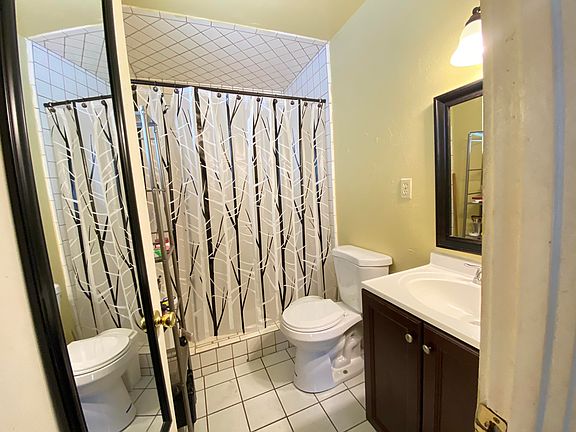 5th image of 68380 Walker St