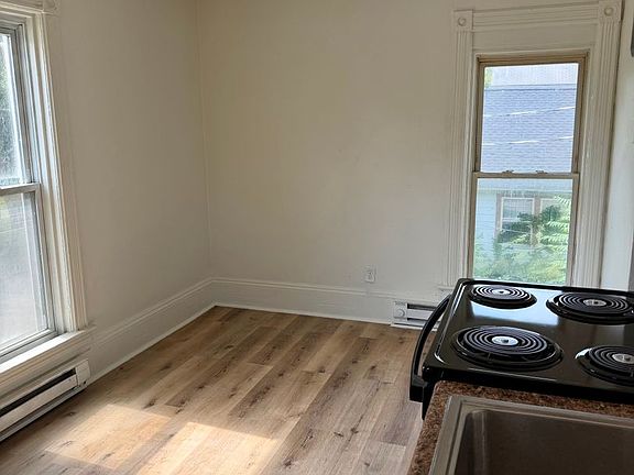 4th image of 303 Logan Ave APT 3