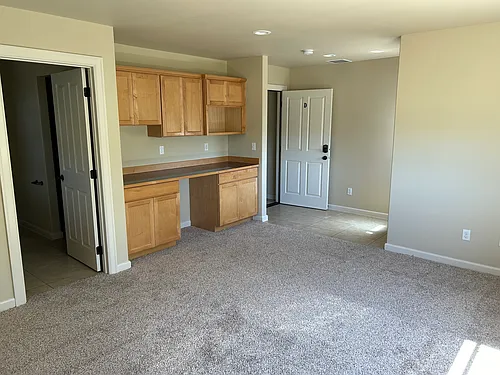 2400 N Ridgeview Ln #1 Photo 1