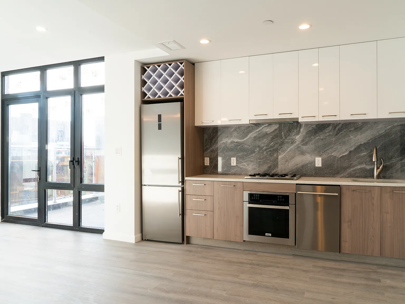 111 Mulberry Street — Photo 1