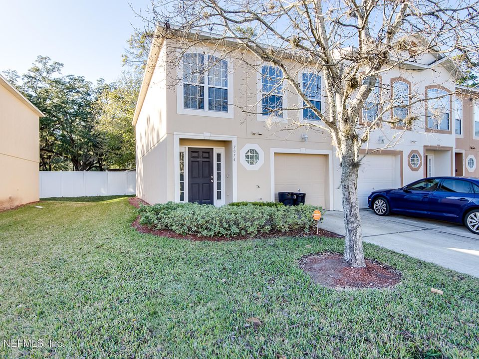 1st image of 7074 Saint Ives Ct