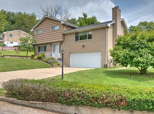 22 Zug Ave, Pittsburgh, PA 15214