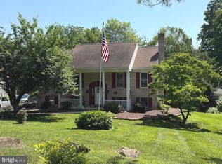 4951 Bossler Rd, Elizabethtown, PA 17022