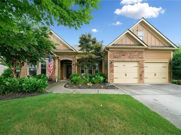 380 Cherokee Dr, Waleska, GA 30183