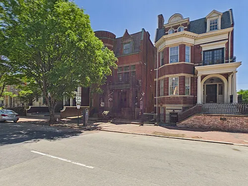 7 E Franklin St Photo 1