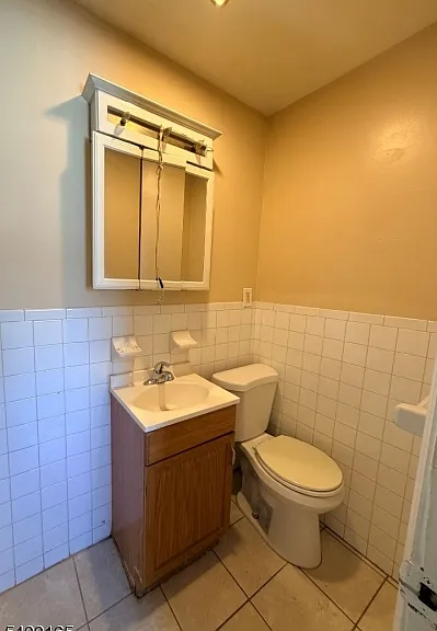 207 Sussex Ave #4 — Photo 4