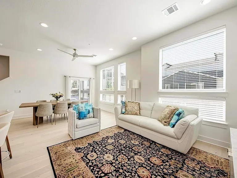 2050 Lohmans Spur Rd #703 — Photo 11