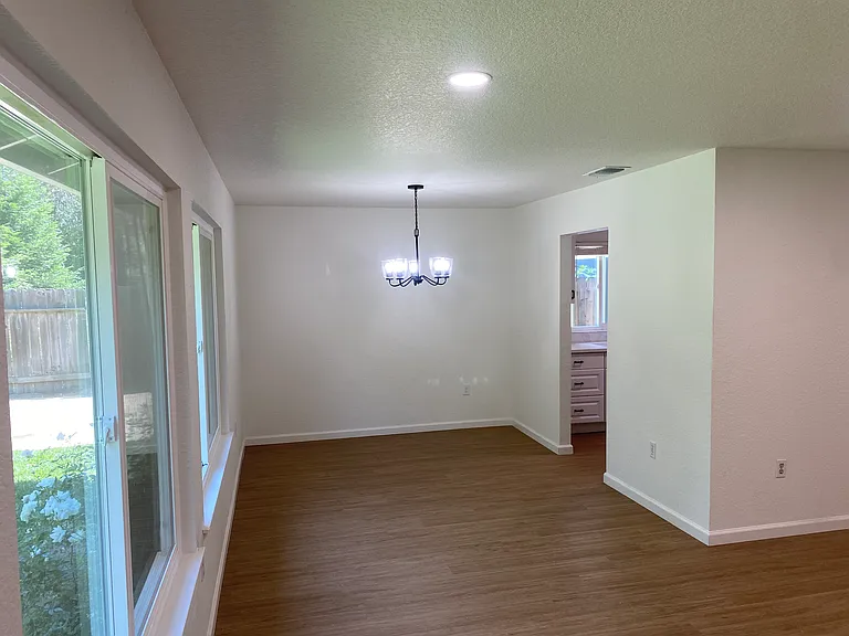 8401 Thethys Way — Photo 4