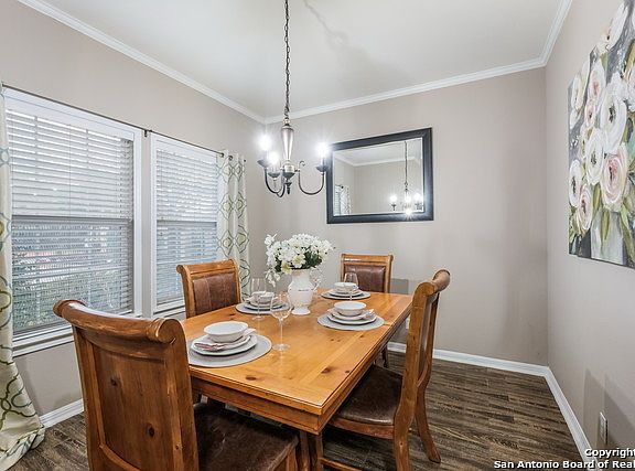 5th image of 10807 Wilson Oaks