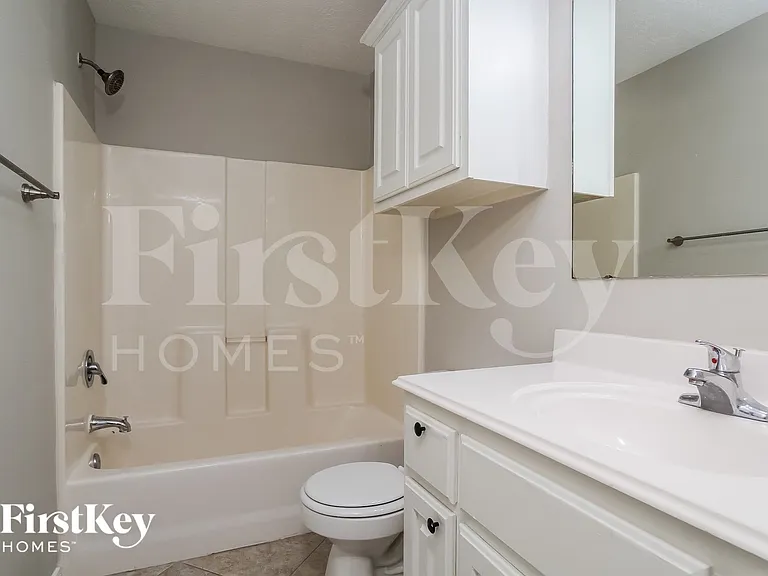 16204 N View Ct — Photo 13