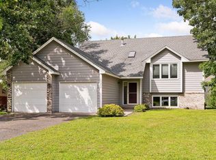 955 117th Ave NW, Coon Rapids, MN 55448