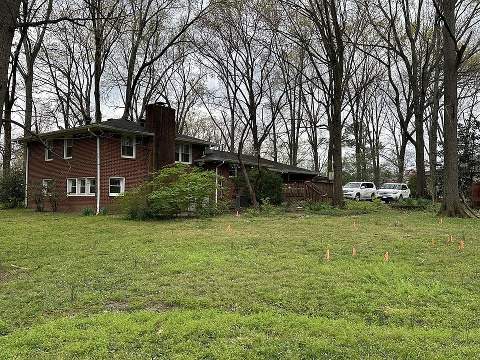 2nd image of 320 Gun Club Rd