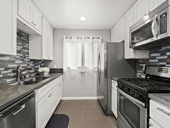 2nd image of 1056 Cabrillo Park Dr APT F
