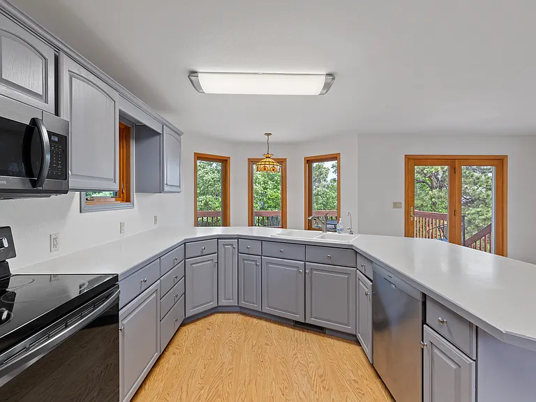 1132 Enchantment Rd — Photo 23