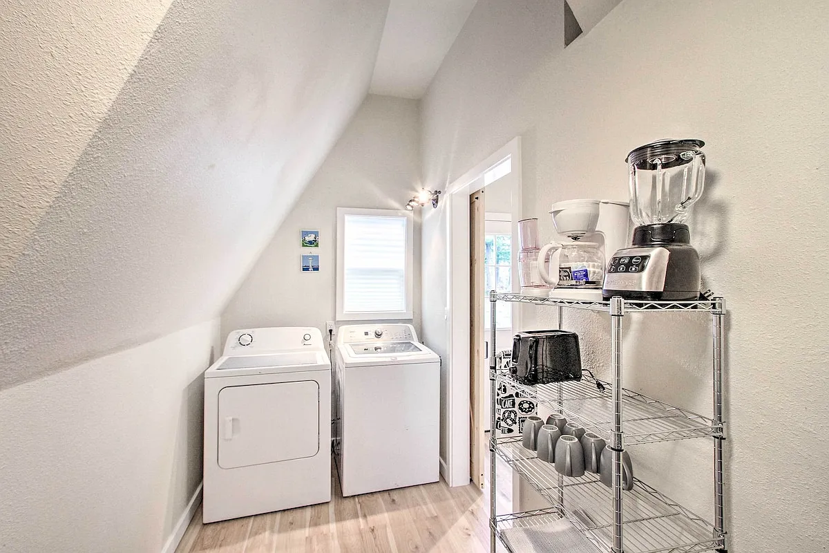 3 bed, 1837 sqft, $2,650 — Photo 3