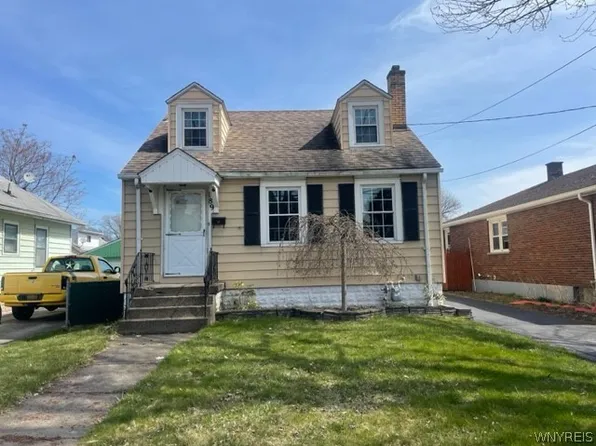 189 61st St, Niagara Falls, NY 14304