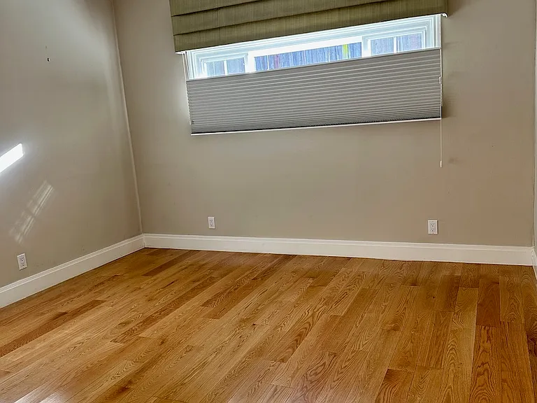 2040 Forest View Ave — Photo 15
