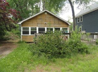 253 Mishnock Rd, West Greenwich, RI 02817