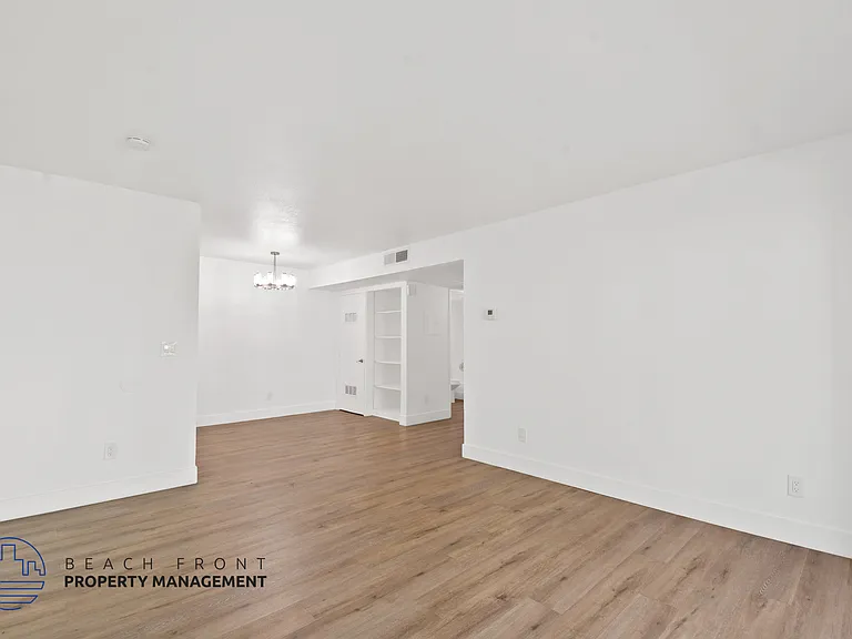 1500-1794 E. Kay St. (1515 Rosecrans) — Photo 8