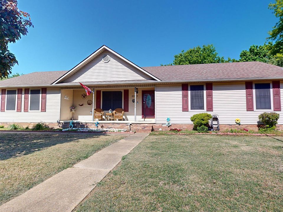 1st image of 2875 Clifton Dr