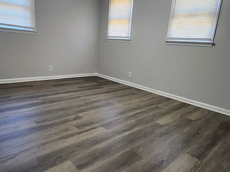223 Marian Dr — Photo 15
