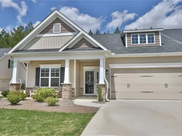 241 Hawks Nest Cir, Clemmons, NC 27012