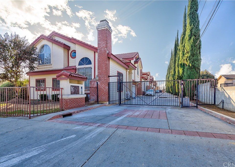 1st image of 2663 Potrero Ave