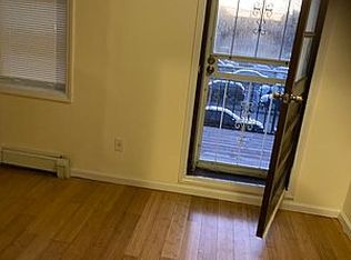 509 Montauk Ave #2, Brooklyn, NY 11208