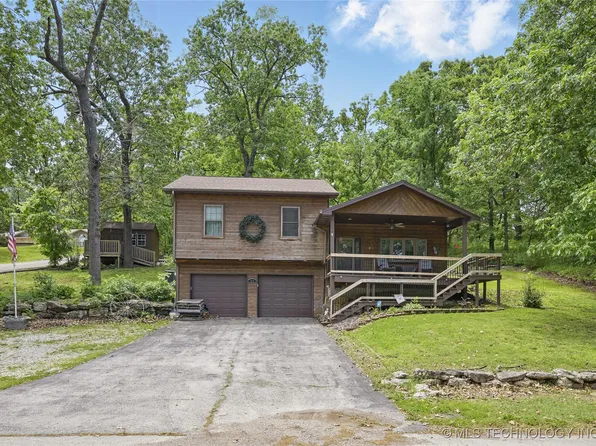 22 Oak Hill Dr, Seneca, MO 64865