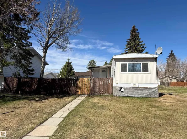 5072 43rd St, Drayton Valley, AB T7A 1B8