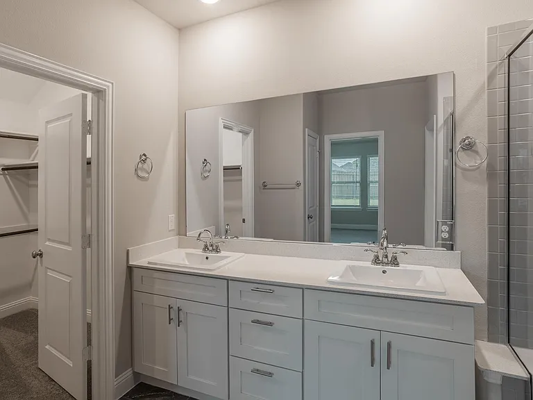5917 Bellflower Dr — Photo 14
