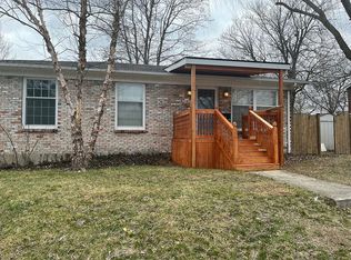 541 Plainview Rd, Lexington, KY 40517