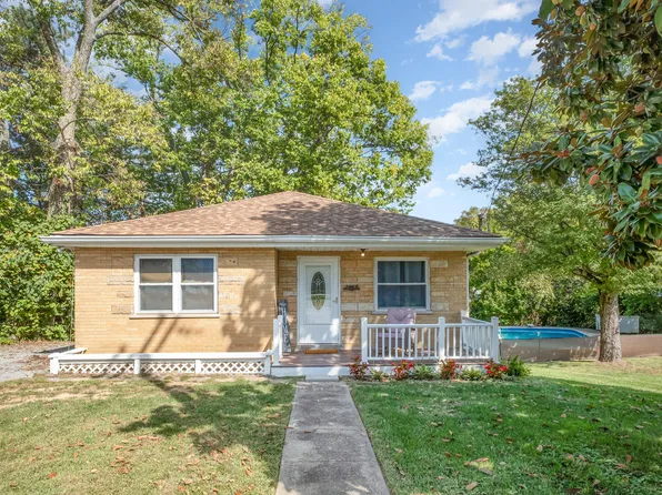 1062 W Virginia Ave, Florence, KY 41042