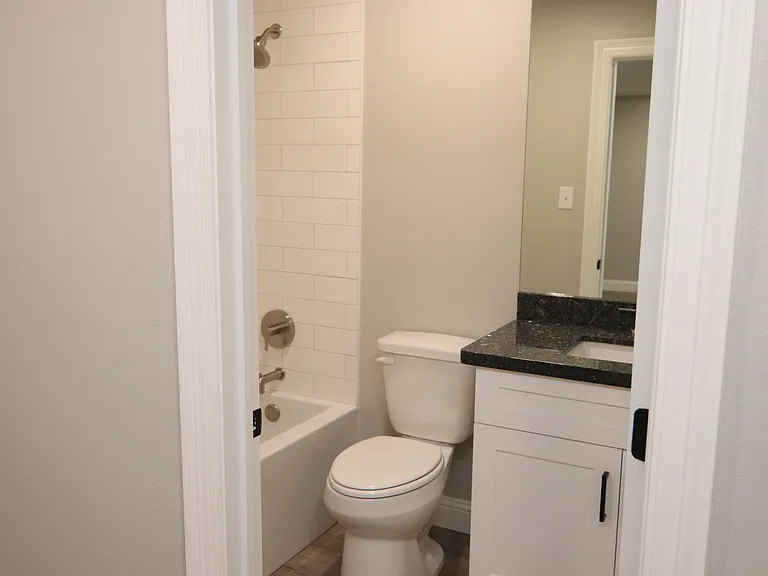 240 Mill St #A — Photo 7