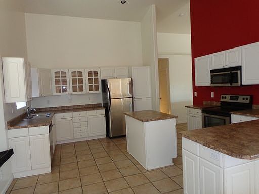 5th image of 4620 E Waltann Ln