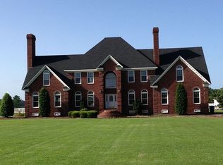 1516 Pleasant Ridge Rd, Virginia Beach, VA 23456