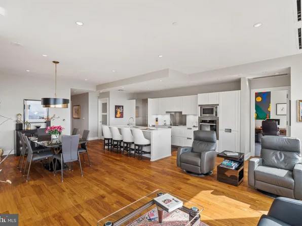 50 S 16th St Unit 5101, Philadelphia, PA 19102