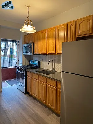 Rented by Fifth & Forever LLC | media 2