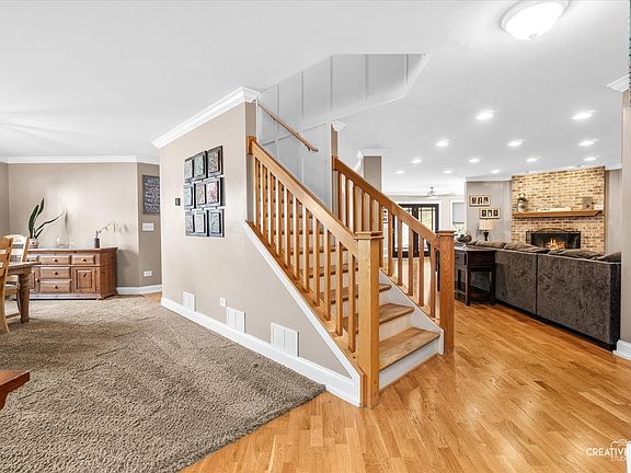 3rd image of 1016 Bayhill Ln